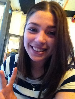 LAURA ALEGRE SANMARTÍN