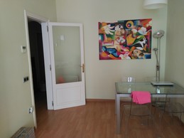 Female double room available in Tarragona centre!