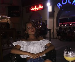Claudia Martín