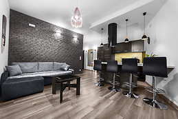 Fresh renovated 42 m2 apartment in City Center