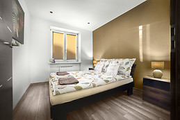 Fresh renovated 42 m2 apartment in City Center