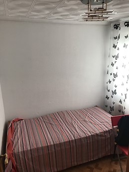 Fully equipped and newly renovated apartment in university area.