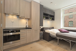 Fully equipped studio apartments, city center