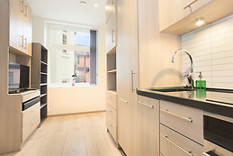 Fully equipped studio apartments, city center