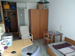 Fully furnished 1 room apartment, 10 minutes to University, City