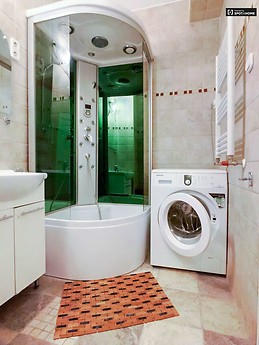 furnished-1-bedroom-apartment-rent-lagymanyos-4c8ee8d3feb63c9448