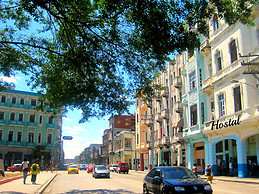 Genial Habitación c/ baño privado muy cerca de la Universidad,downtown.