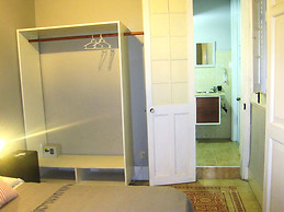 Genial Habitación c/ baño privado muy cerca de la Universidad de