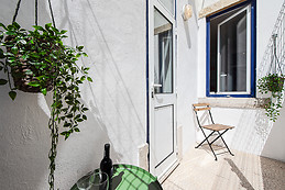 Graca Charming, in Lisbon historic zone