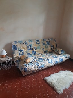 Grande chambre côté rue à louer la Mitre Toulon