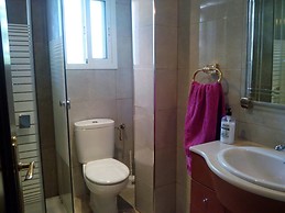 Habiatcion grande junto a Plaza Europa