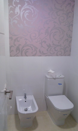 HABITACION 16 M al lado de plaza España en piso nuevo