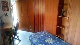 Habitacion (2) soleado, parquet, terraza junto campus urv Catal