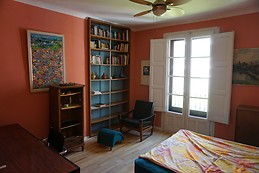 Habitación de 20 m en piso sector Alfonso