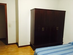 Habitacion amplia cerca de la Universidad de La Rioja