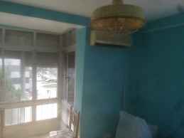 Habitacion amplia y muy luminosa, muy bien ubicada del transport