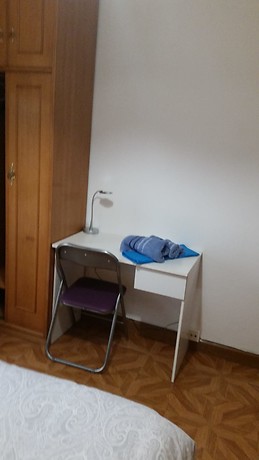 Habitación amplia con mesa d escritorio Asturias gijon