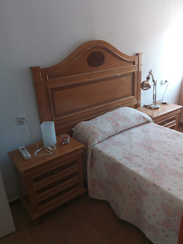 Habitación con baño privado y aire acondicionado