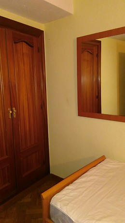 Habitación en casa compartida en centro de Toledo