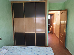 Habitación en casa compartida con gimnasio y todas las comodidades