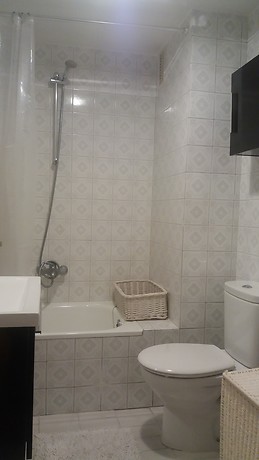 Habitación para chica lista para entrar a vivir
