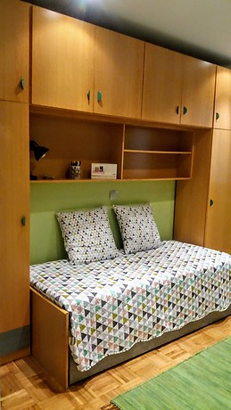 Habitación para chica lista para entrar a vivir