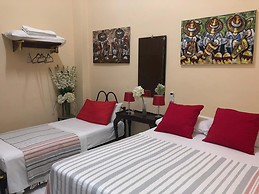 Habitacion Colonial, Las Reyes,en Centro Havana