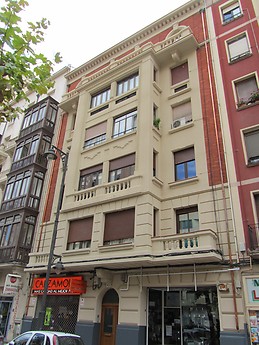 HABITACION EN PRECIOSO PISO ESTUDIANTES PLENO CENTRO CIUDAD