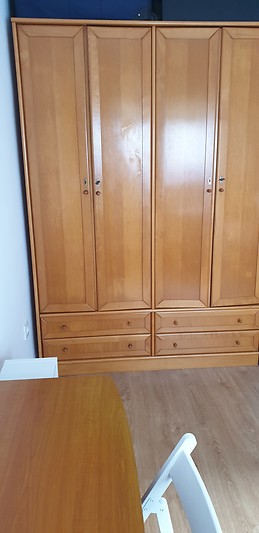 Habitación individual amueblada