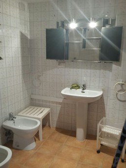 Habitación individual con balcón en el centro de Tarragona