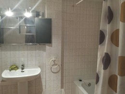 Habitación individual con balcón en el centro de Tarragona