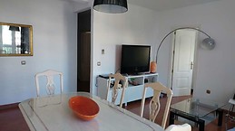 Habitación con litera. Piscina, interner. 2 personas