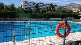 Habitación con litera. Piscina, iSP