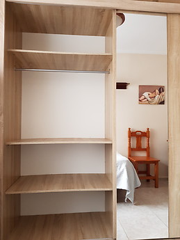 Habitación en Málaga cerca de paradas de bus, metro. Playa a 4 m