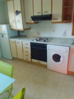 Habitacion con piscina y zonas deportivas