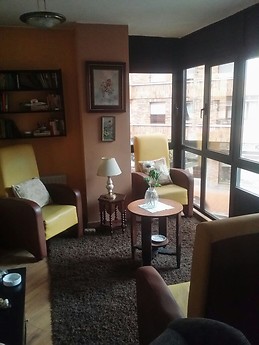 Habitacion en piso muy amplio y cuidado