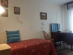 Habitacion en piso muy amplio y cuidado