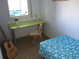 HABITACIÓN en piso de ESTUDIANTES en MARAGALL