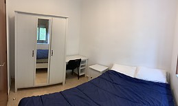 Habitación en piso de Estudiantes calle Gasómetro. Habitación 2