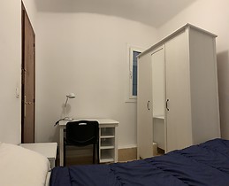 Habitación en piso de Estudiantes calle Gasómetro. Habitación 4