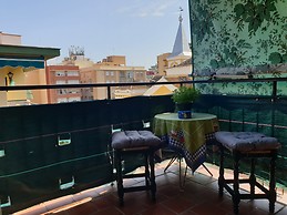 Habitación en pleno centro de El Palo