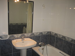 Habitación en precioso apartamento en el centro de Zaragoza.