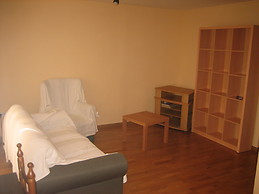 Habitación en precioso apartamento en el centro de Zaragoza.