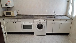 Habitaciones individuales con wifi en piso compartido para estud