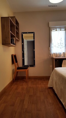 Habitaciones individuales con wifi en piso compartido para estud