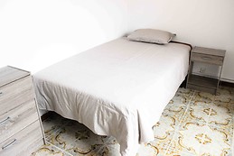 Habitaciones con wifi en el centro y cerca de la universidad