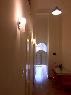 Impecable Apartamento Independiente de 2 Habitaciones en el Cent