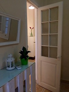 Impecable Apartamento Independiente de 2 Habitaciones en el Cent