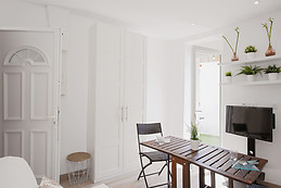 Jolie Studio sur Toulon avec wifi+Terrasse