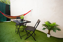 Jolie Studio sur Toulon avec wifi+Terrasse